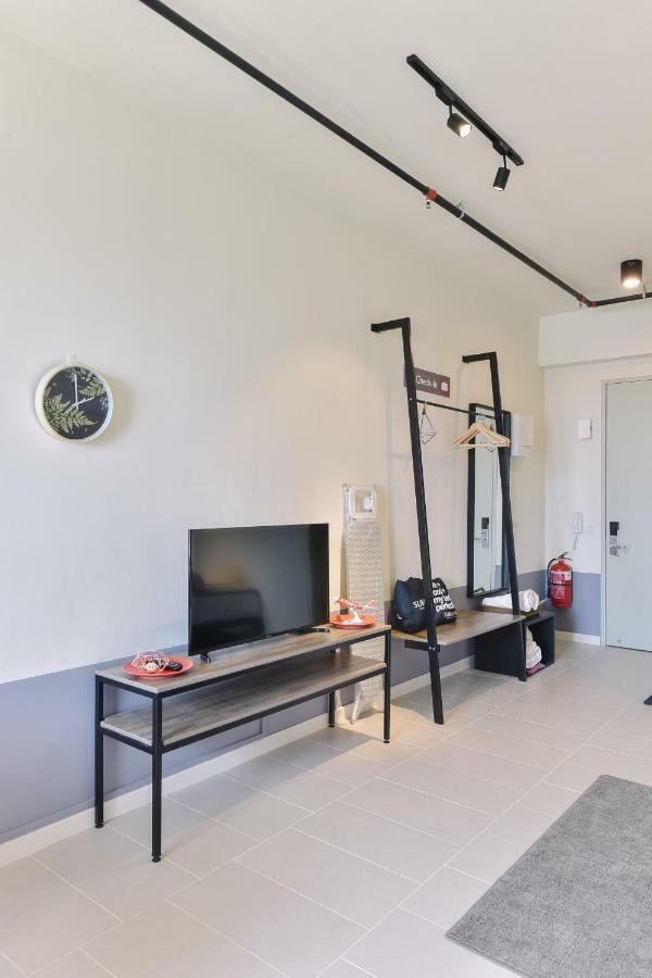 Tamarind Suites By Subhome Cyber Dzsaja Kültér fotó