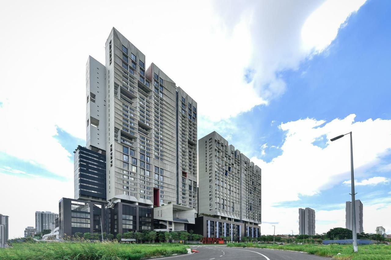 Tamarind Suites By Subhome Cyber Dzsaja Kültér fotó