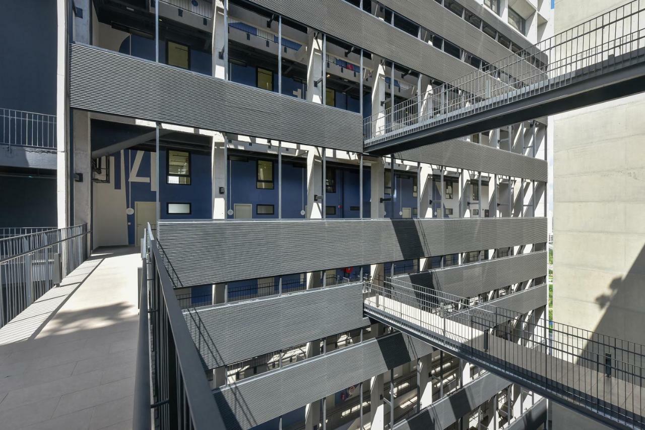 Tamarind Suites By Subhome Cyber Dzsaja Kültér fotó