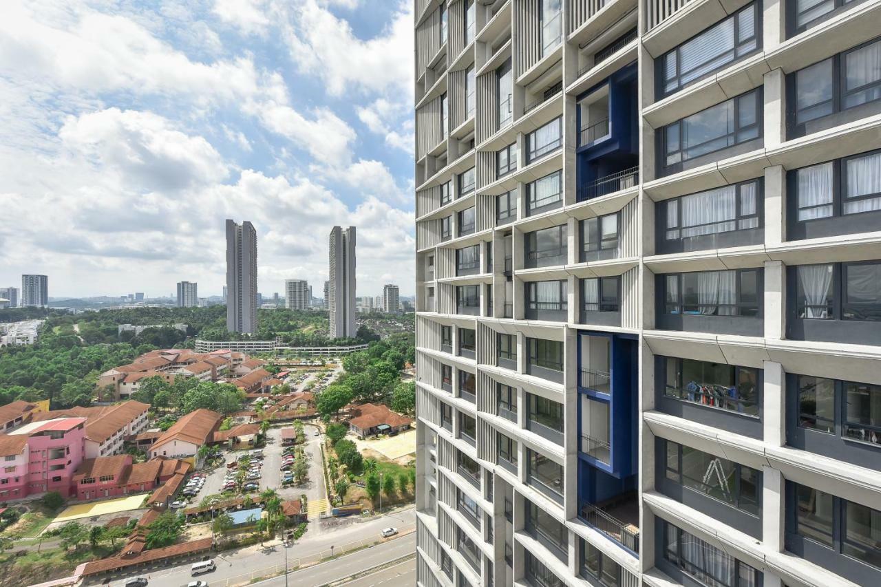 Tamarind Suites By Subhome Cyber Dzsaja Kültér fotó