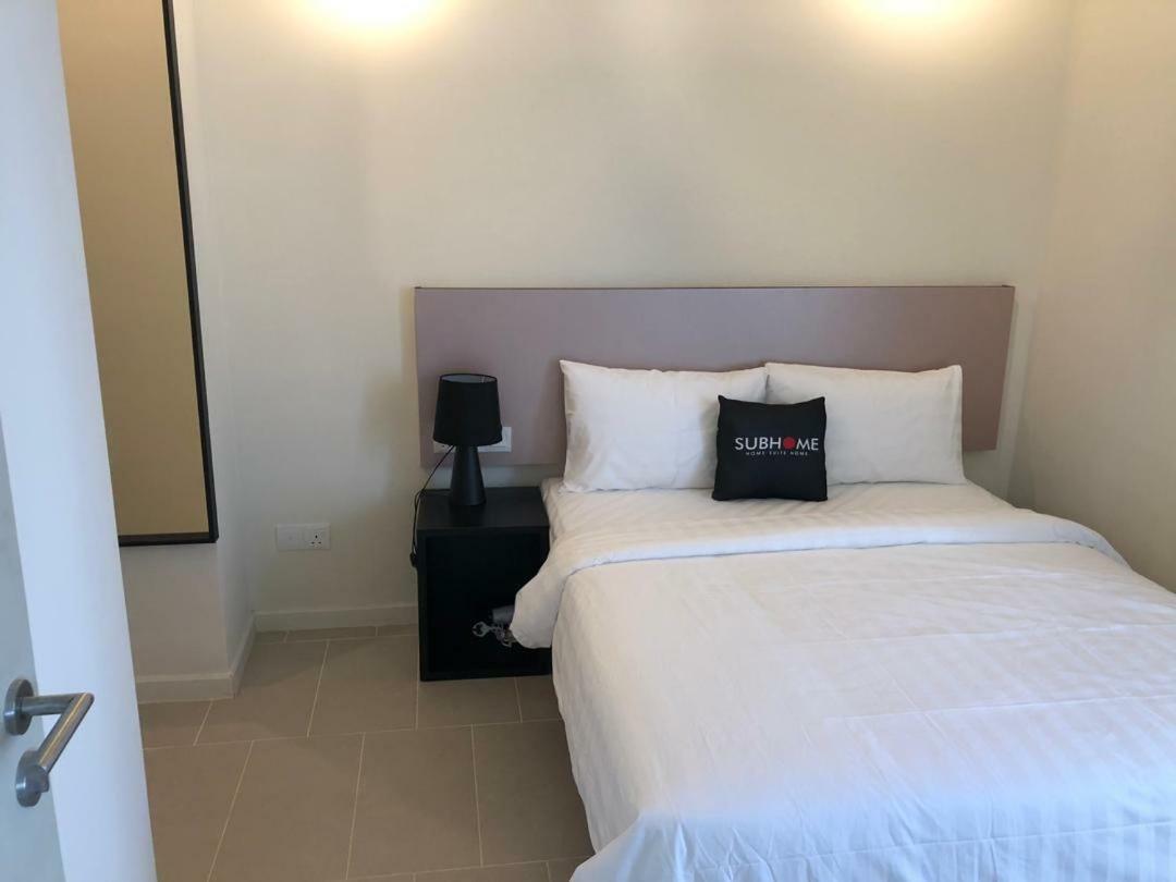 Tamarind Suites By Subhome Cyber Dzsaja Kültér fotó